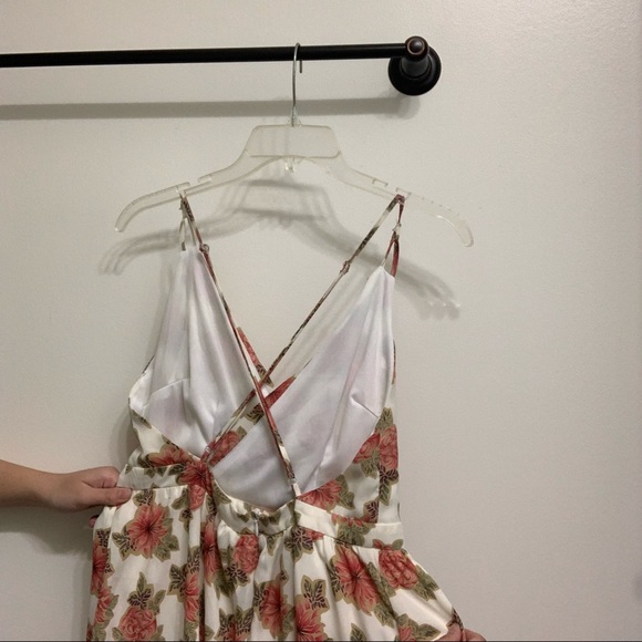 Floral flowy tank top - Picture 5 of 9